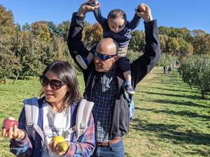 Lab apple picking 2021 image 9